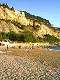 La plage de Cassis. Sur la falaise, le château. (c) Christophe ANTOINE
240*320 pixels (13423 octets)(i119)